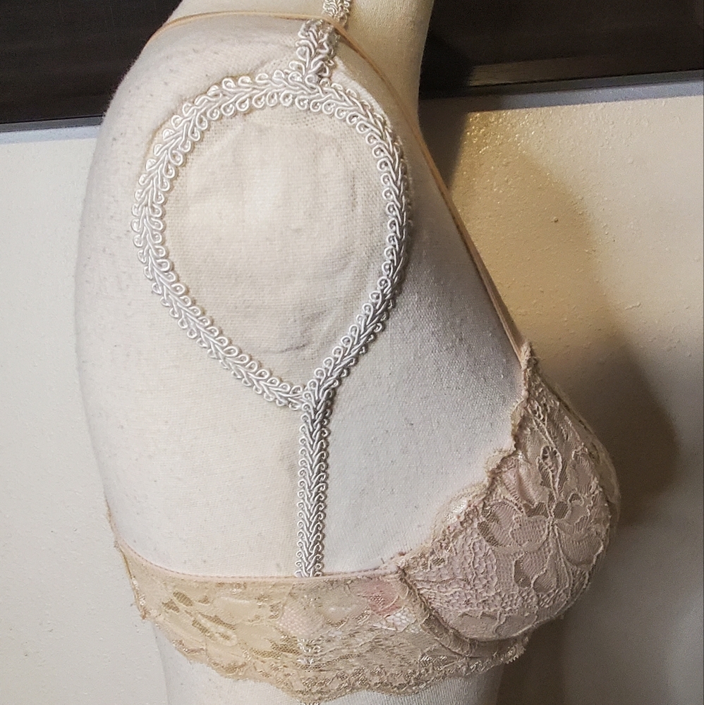 🍸Victoria's Secret Push-Up Racerback Bra - Picture 6 of 8